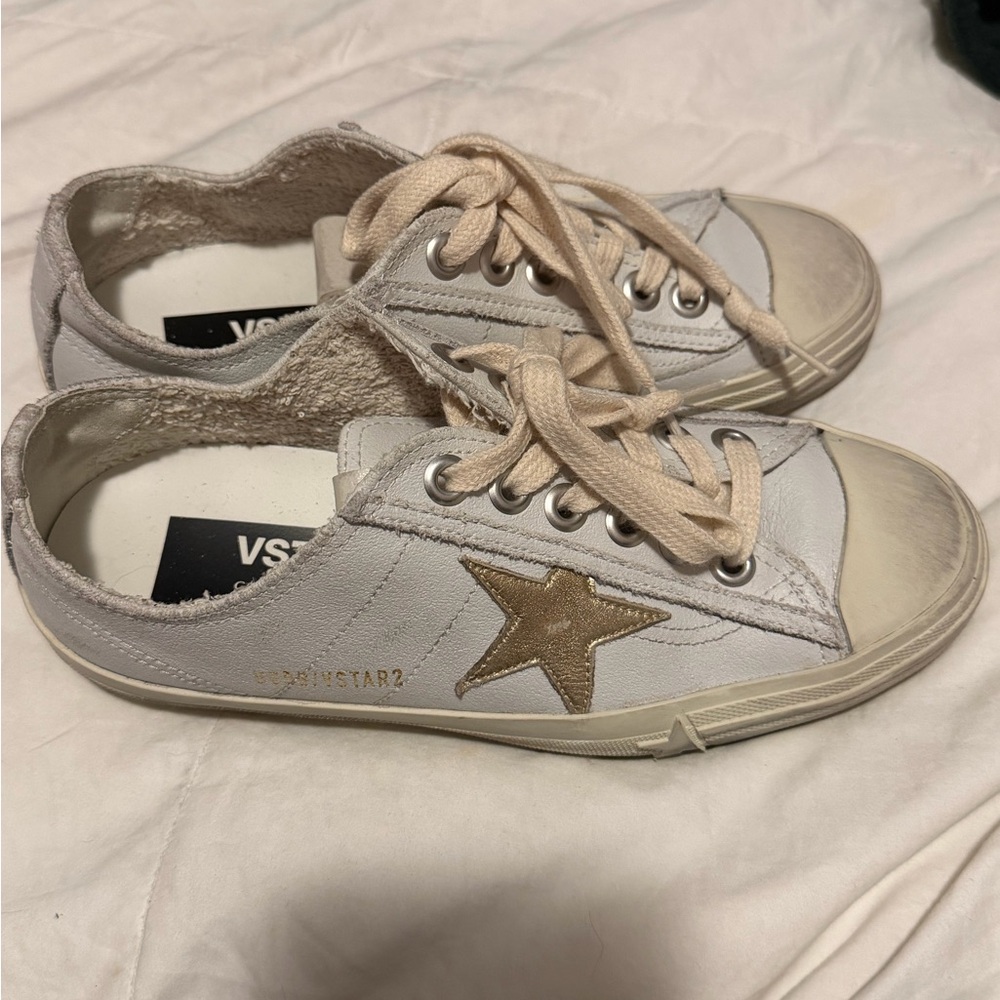 Authentic New Golden Goose VStar2 Women's White and Gold Sneakers Size 36